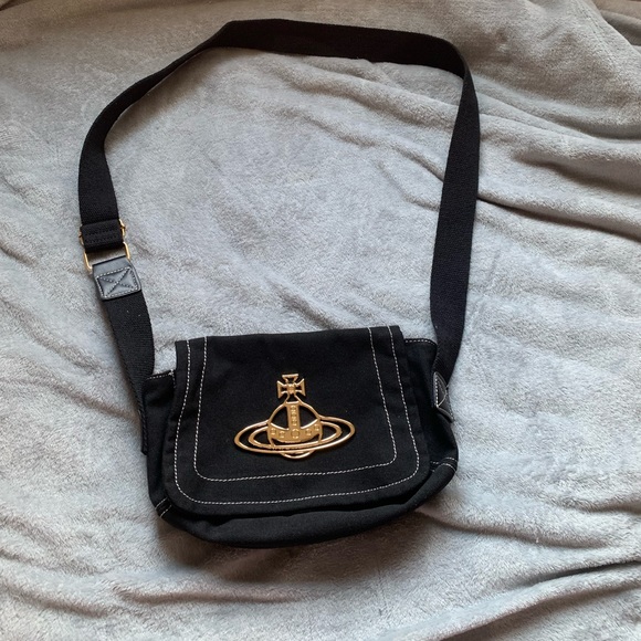Vivienne Westwood Handbags - Vivienne Westwood bag